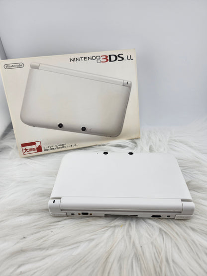 White 3DS XL - Complete in Box