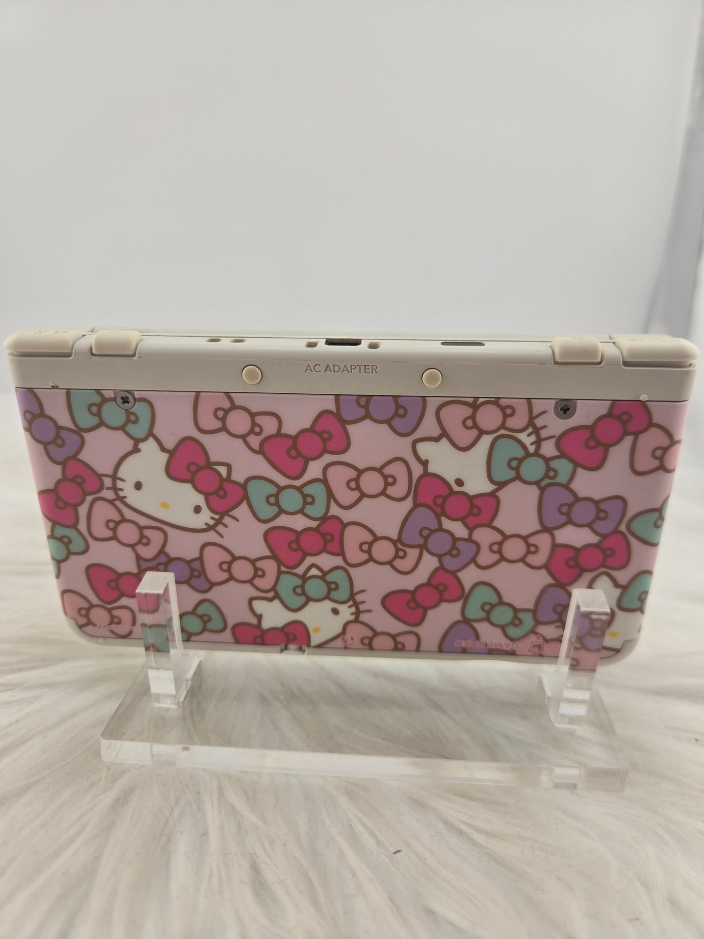 White "New" Model 3ds with Hello Kitty Plates