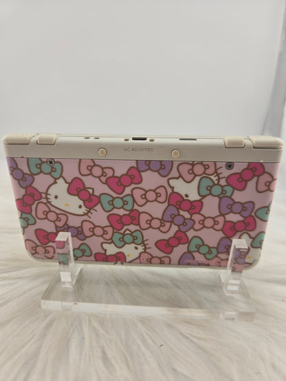 White "New" Model 3ds with Hello Kitty Plates