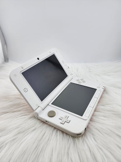 Lot 3DS XL rose et blanc thème Korilakkuma