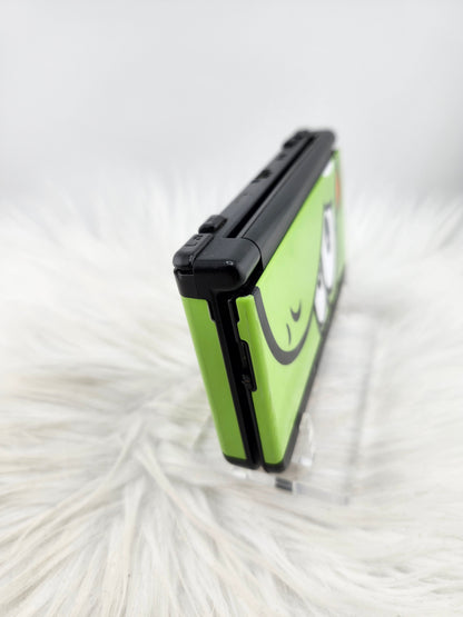 Black "New" Model 3ds with Yoshi Plates