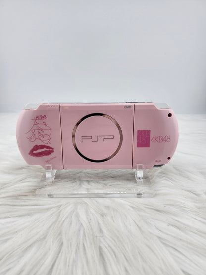 PSP 3000 rosa "Blossom" Edición Especial AKB48