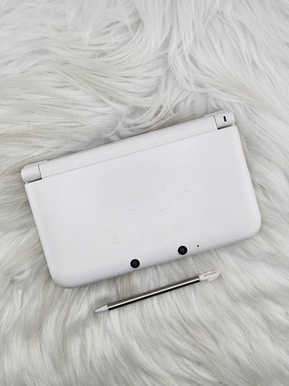 White 3DS XL