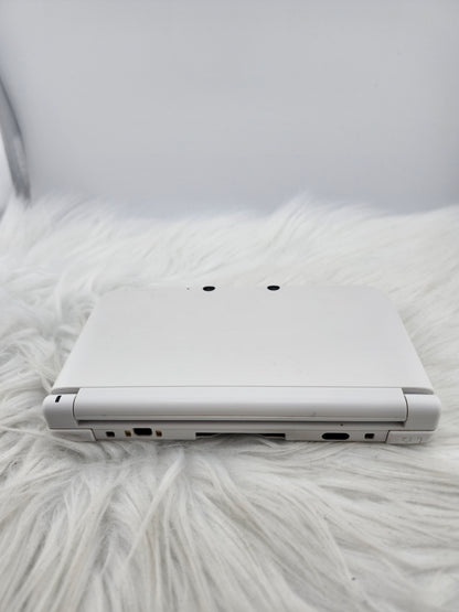 White 3DS XL
