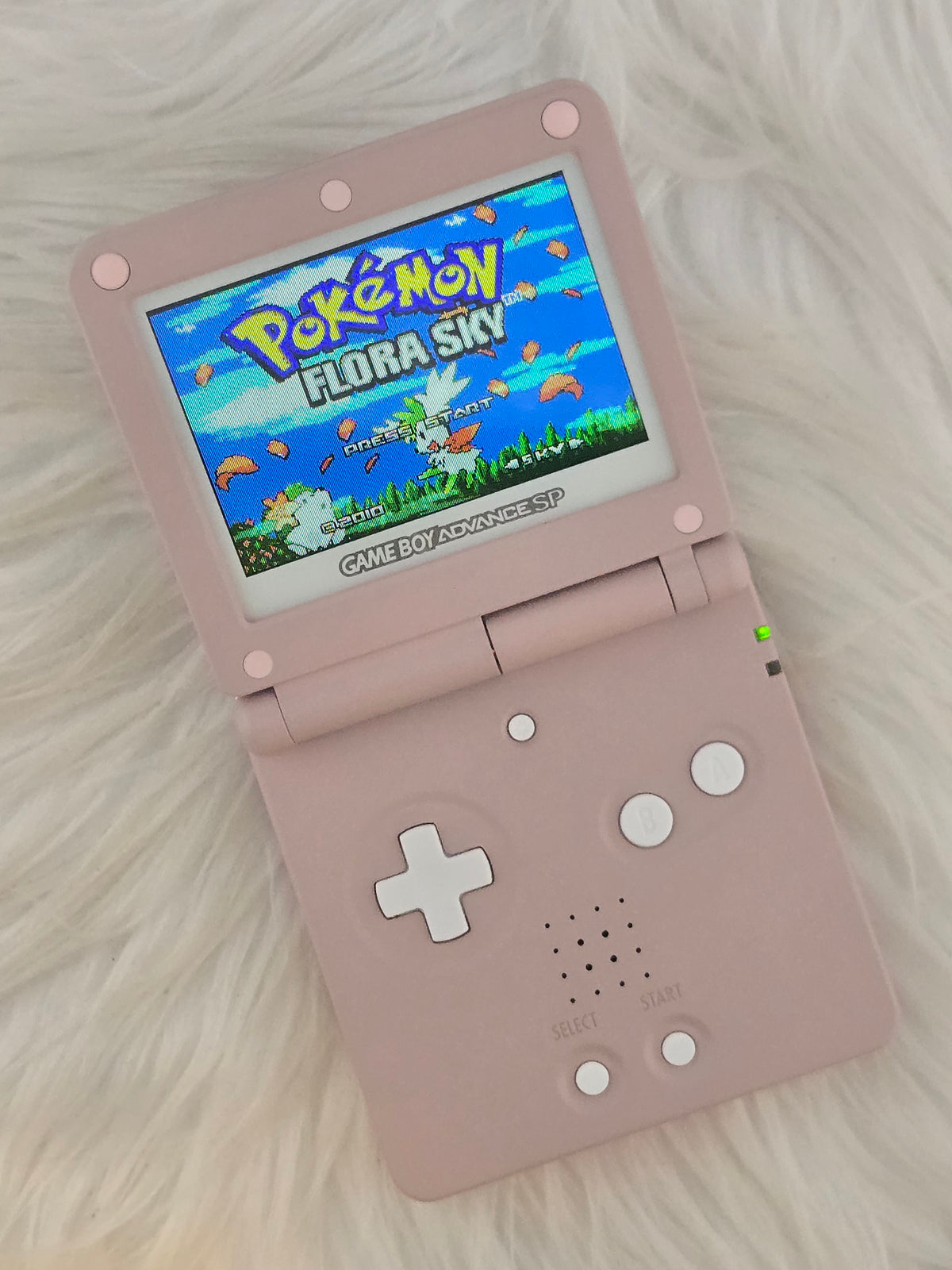 Custom Console: Pink and White Gameboy Advance SP