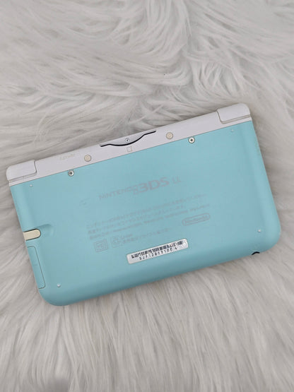3DS XL Menta y Blanca