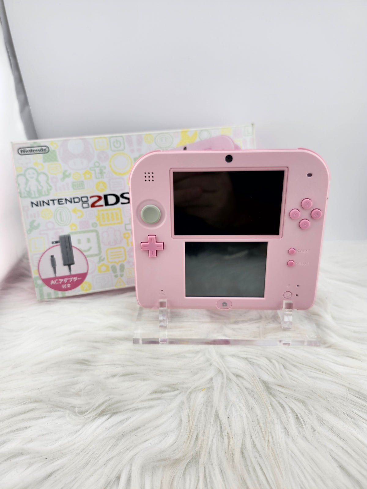 Pink 2ds - Almost Complete in Box