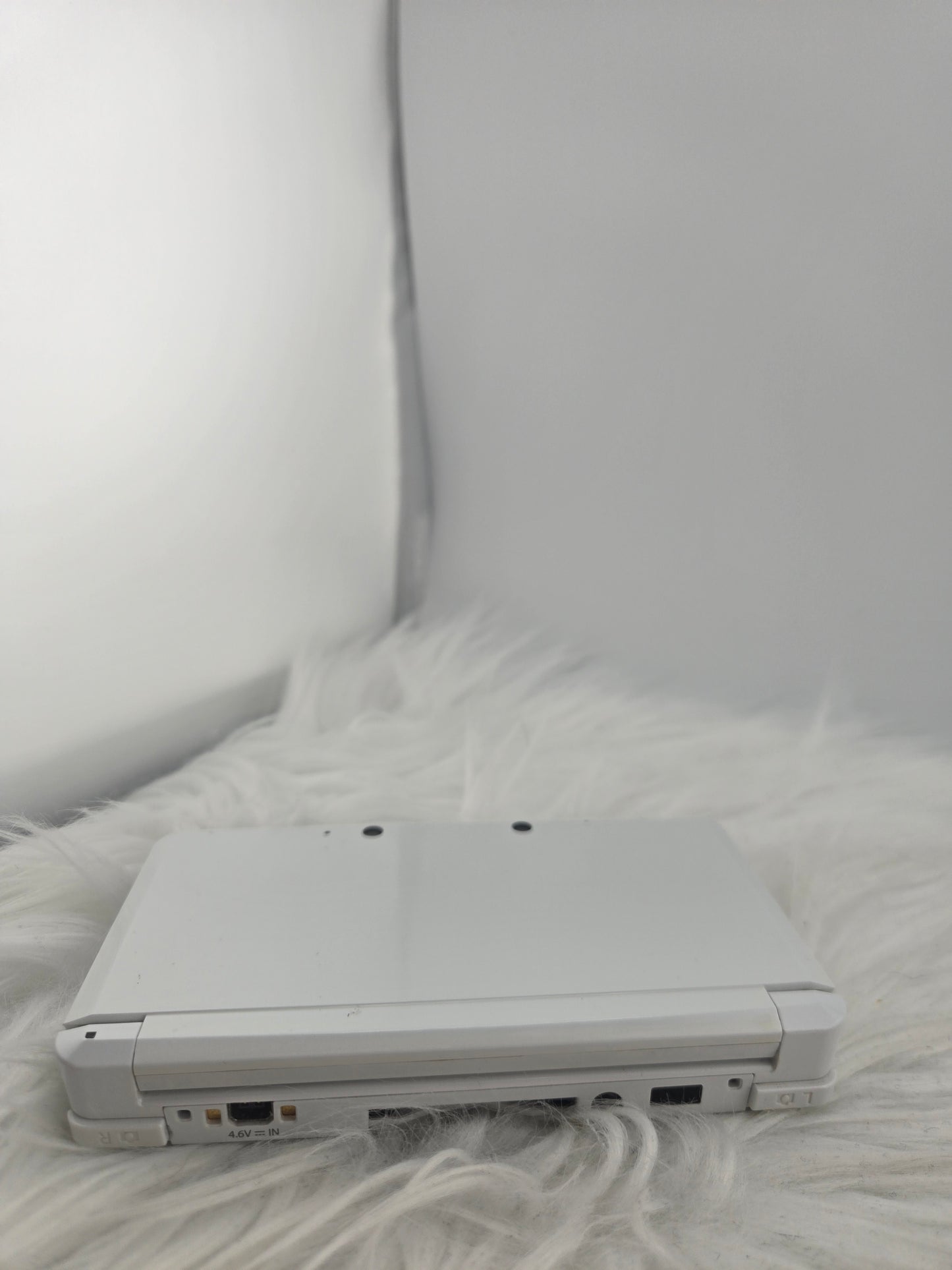 White 3DS