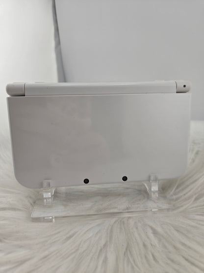 Pearl White "New" Model 3DS XL with bottom IPS screen