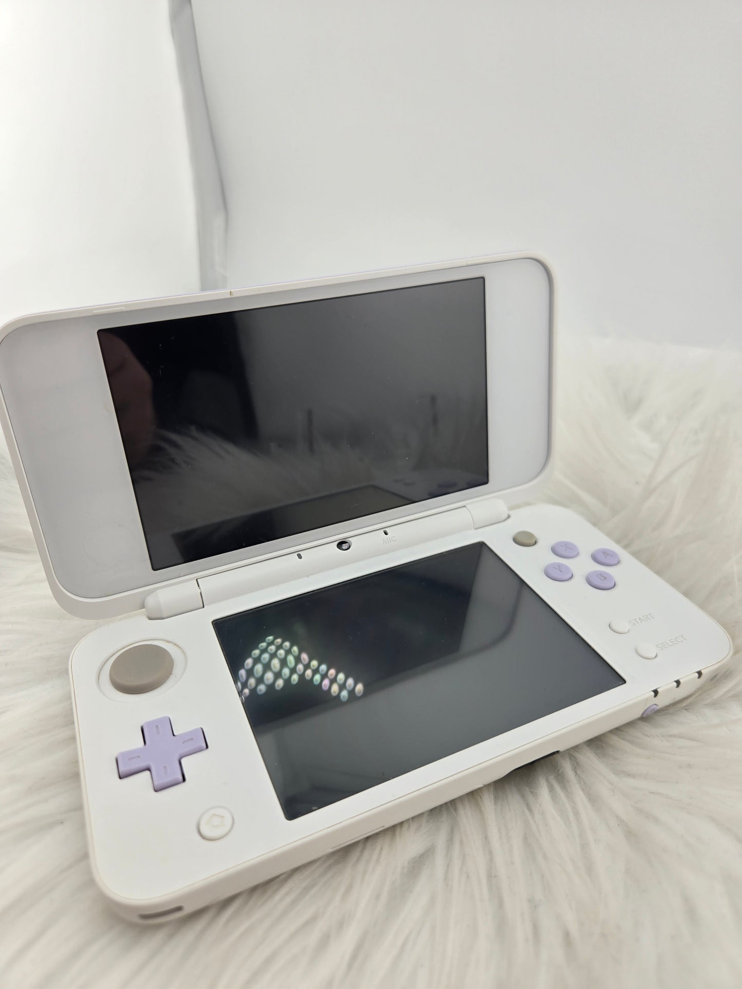 Lavender and White "New" Model 2DS XL