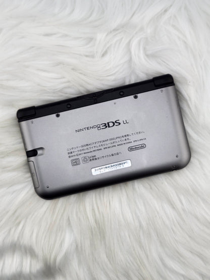 Silver and Black 3DS XL