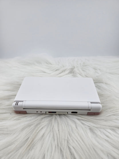 Custom Console: White and Pink DS Lite