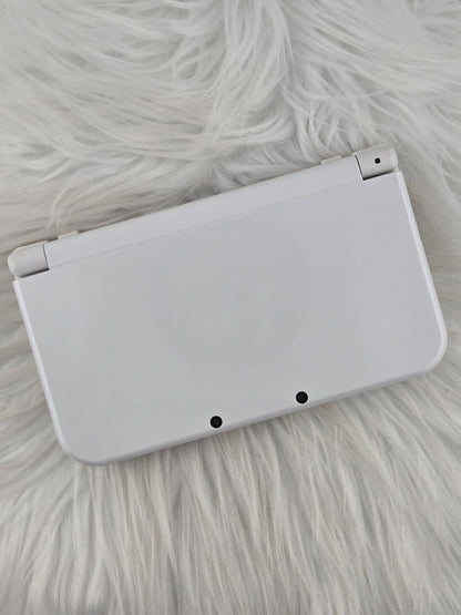Pearl White "New" Model 3DS XL with bottom IPS screen