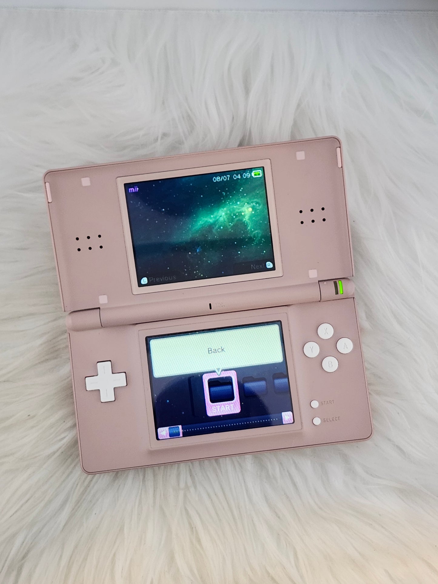 Custom Console: Pink and White DS Lite