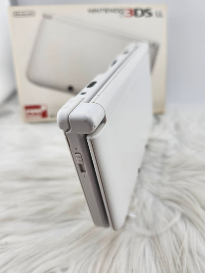 White 3DS XL - Complete in Box