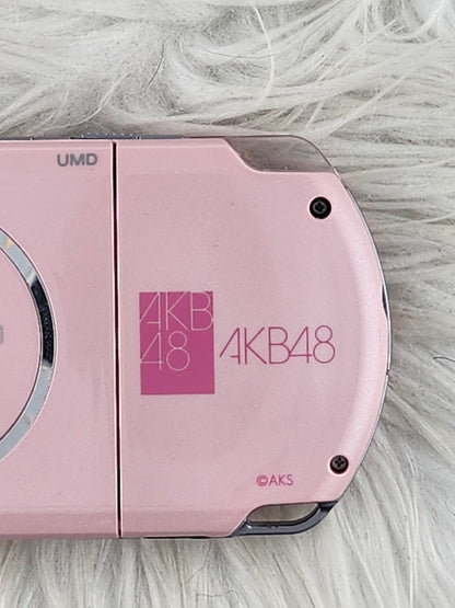 PSP 3000 rosa "Blossom" Edición Especial AKB48
