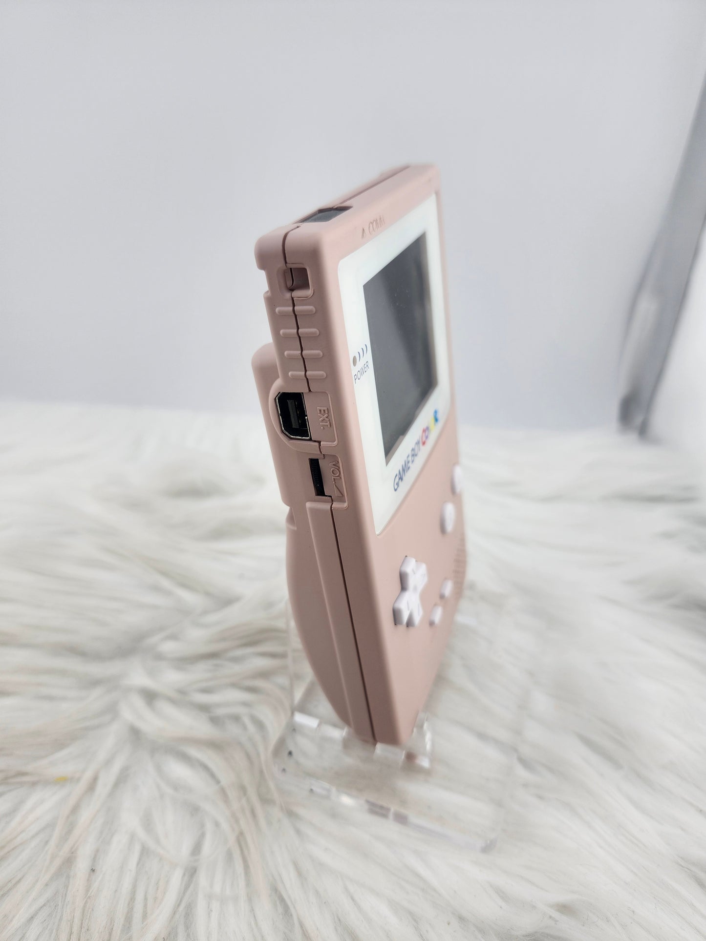 Custom Console: Pink and White Gameboy Color