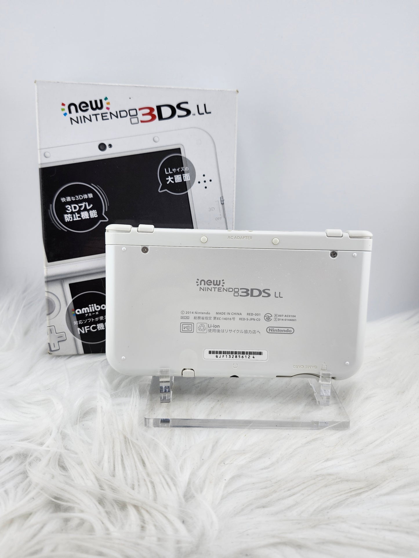 Disney Themed Pearl White "New" Model 3DS XL - Complete in Box