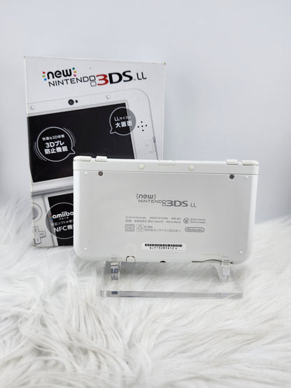 Disney Themed Pearl White "New" Model 3DS XL - Complete in Box