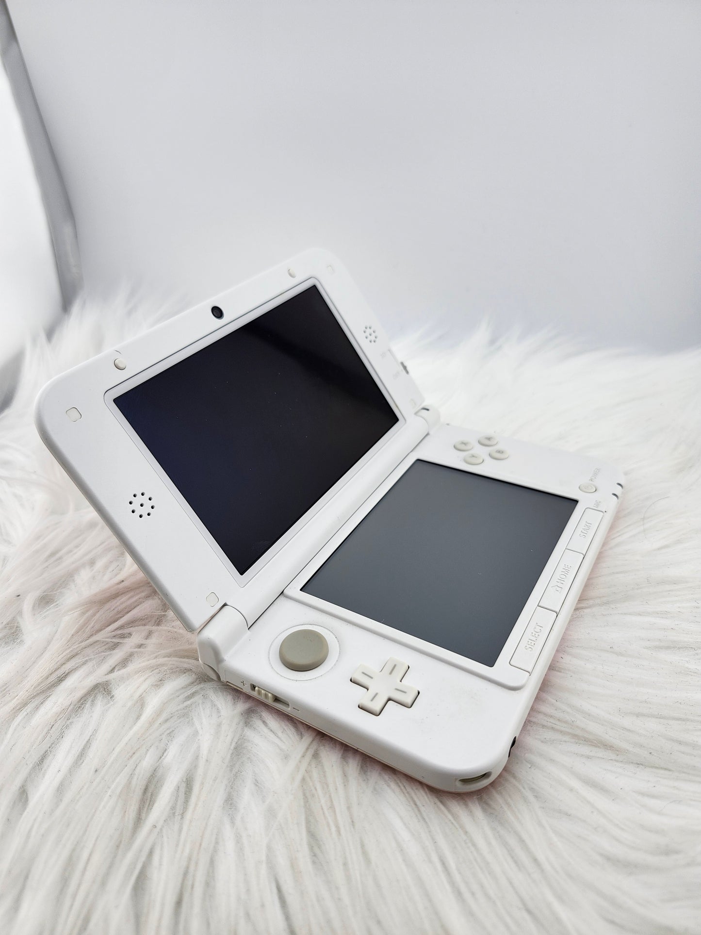 Pink and White 3DS XL