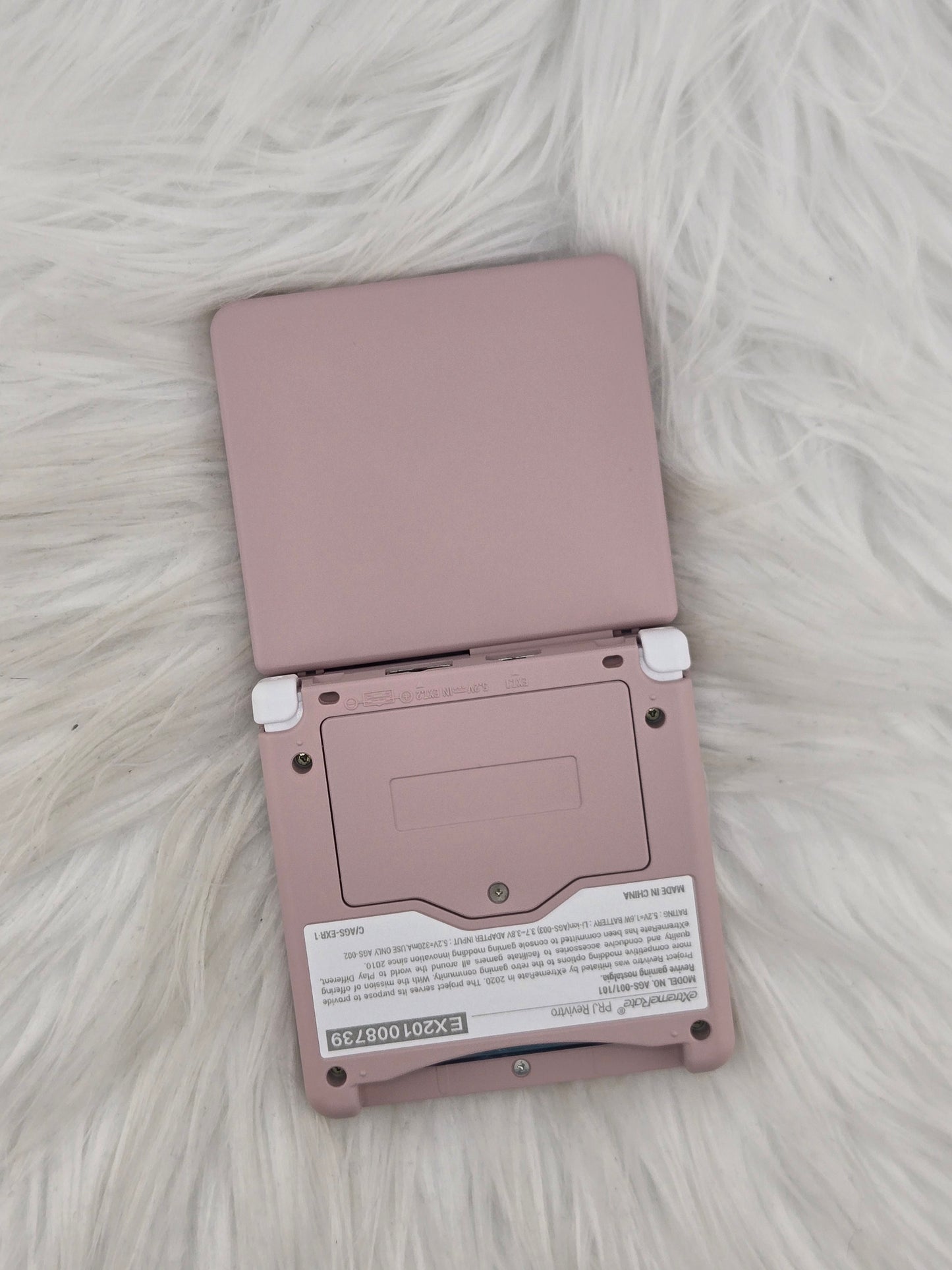 Custom Console: Pink and White Gameboy Advance SP