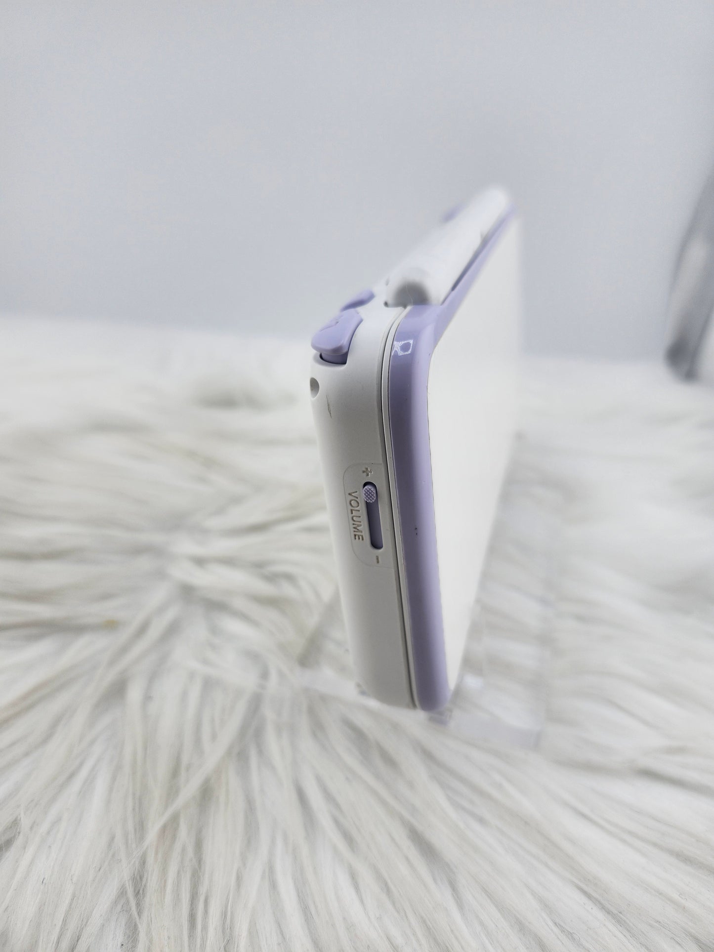 Lavender and White "New" Model 2DS XL