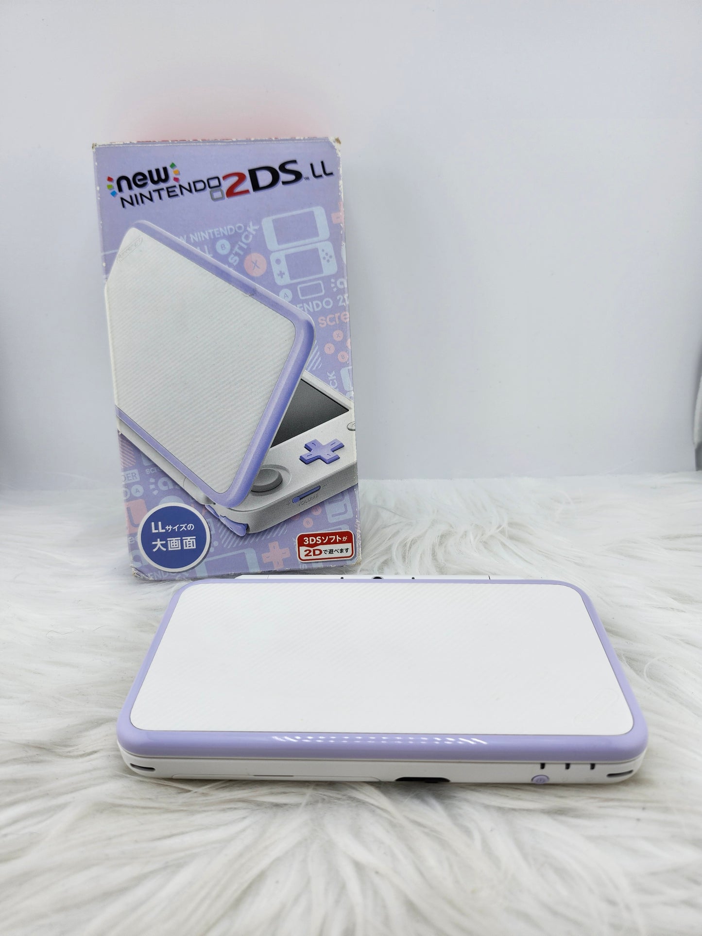 New 2DS XL en Lavanda y Blanco - con Caja