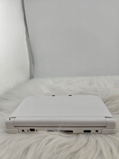 White 3DS XL