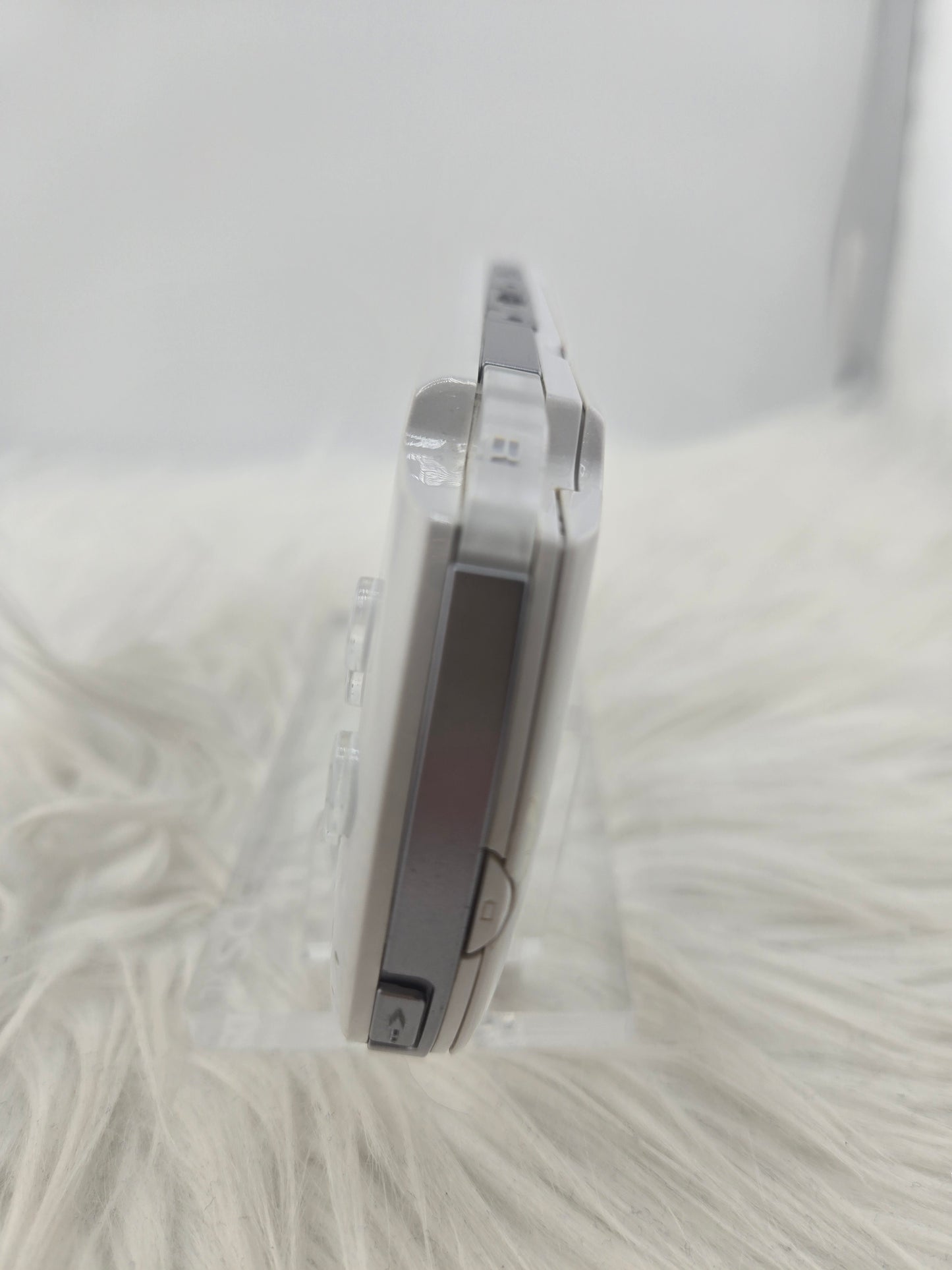 Pearl White PSP 3000
