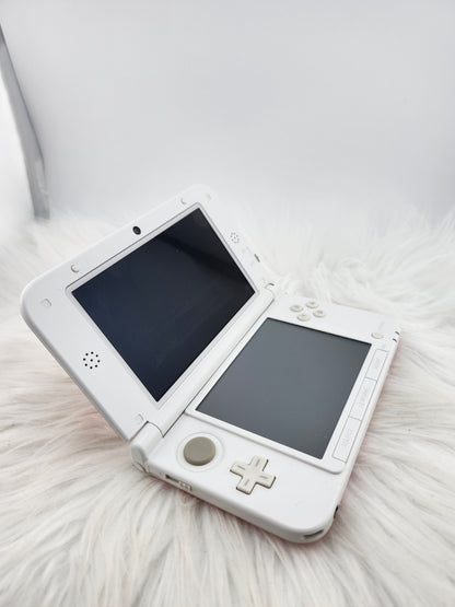 Pink and White 3DS XL