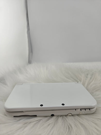 Pearl White "New" Model 3DS XL with bottom IPS screen