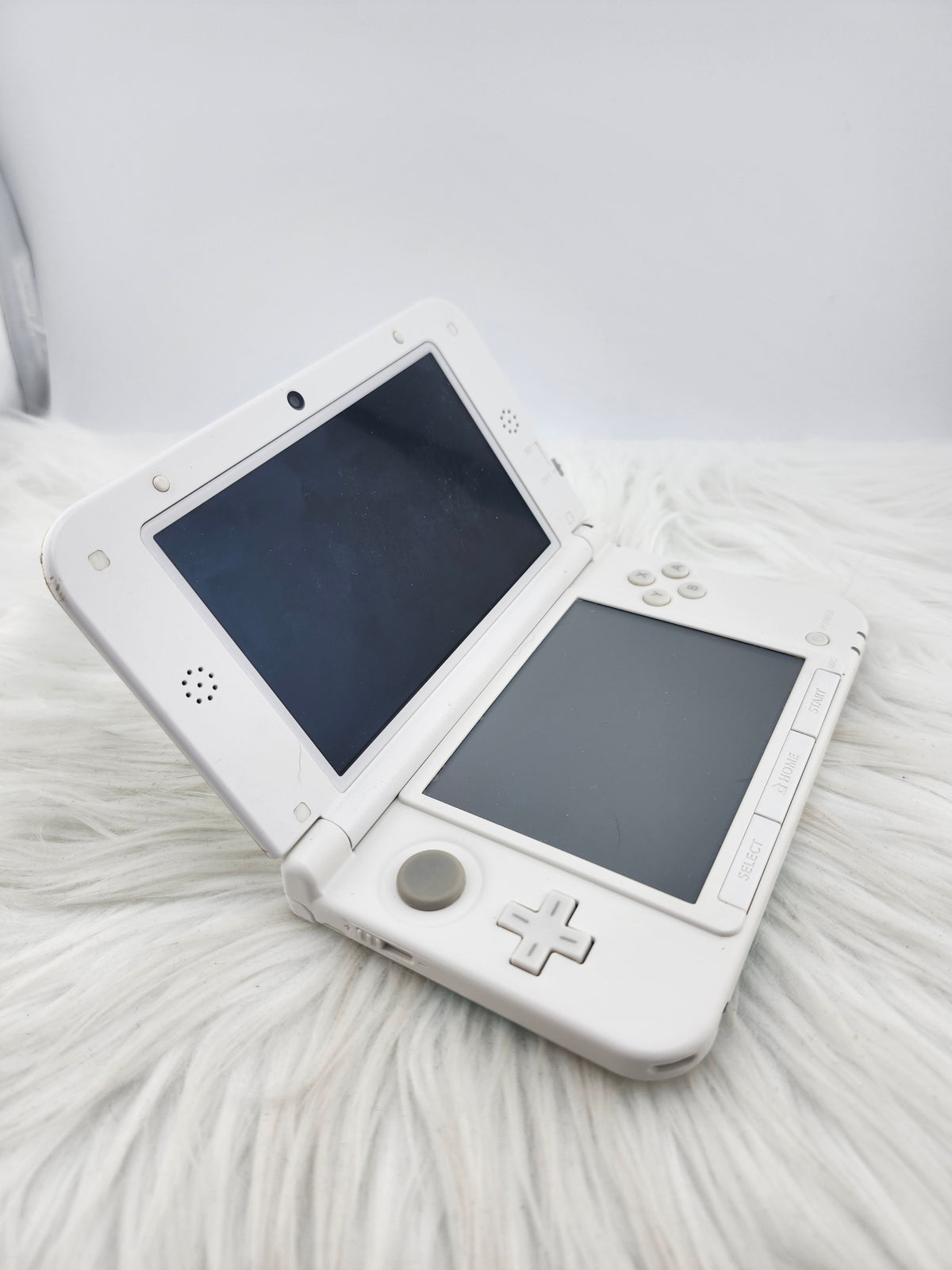 Bargain Bin Tomodachi Life 3DS XL