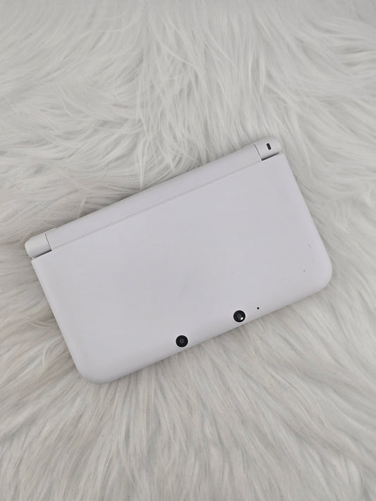 White 3DS XL