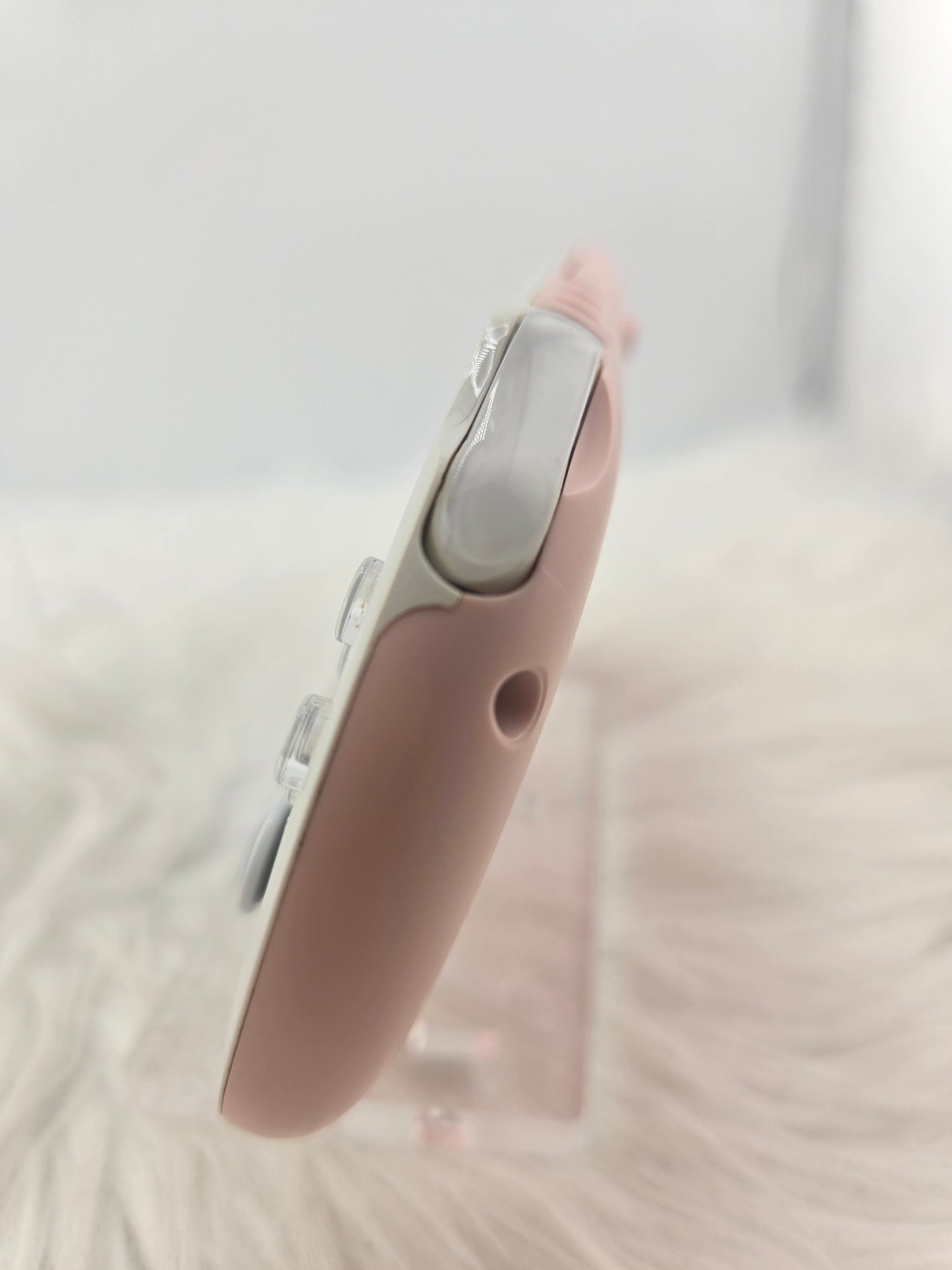 Pink and White PS Vita 2000